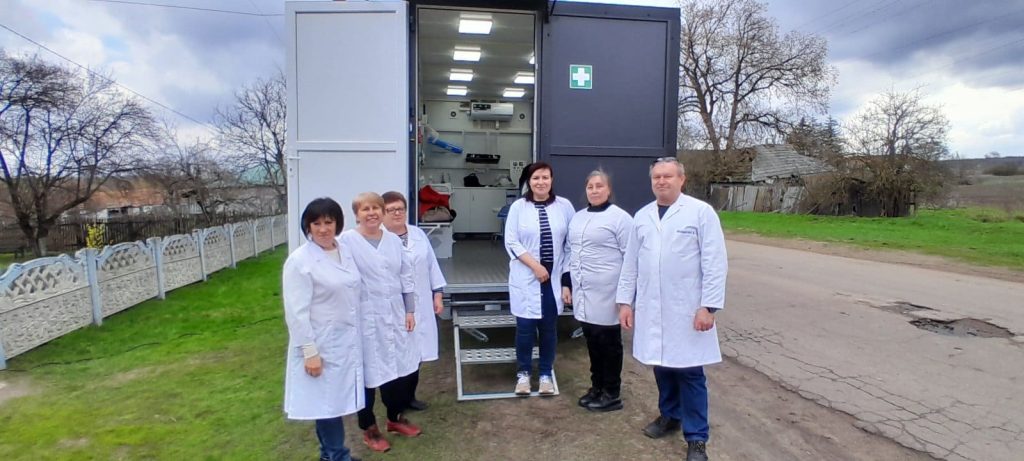 Виїзд бригади лікарів КНП «Краснокутська ЦРЛ» КСР до фельдшерського пункту с.Любівка